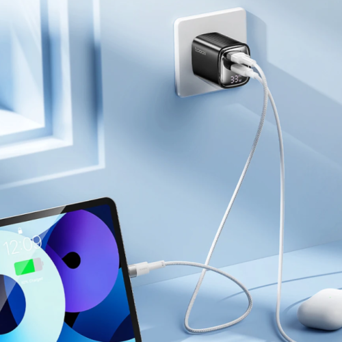 Адаптер Toocki Smart Power Display GaN Quick Charger 33W (Black) Адаптер Toocki Smart Power Display GaN Quick Charger 33W (Black)